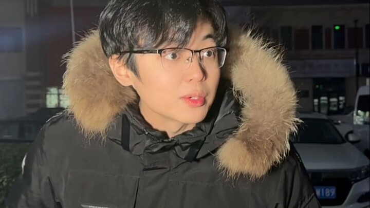 Saat di luar rumah, hindari “terlalu sopan”!