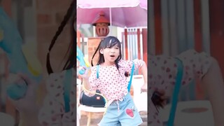 วีว่าเต้นสงกรานต์💦#shorts #สงกรานต์ #dance #tiktok #น้องวีว่าพี่วาวาว #wiwawawowtv #sister