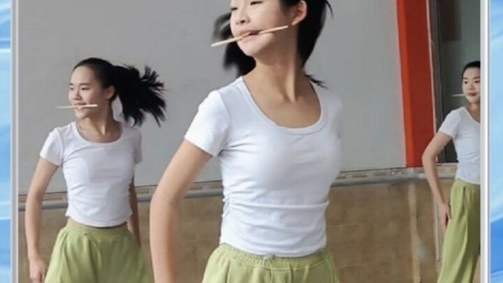 成都流行舞舞蹈高中课堂随拍