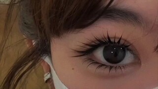 My bestie said my eyelashes would get mobbed if I went out.