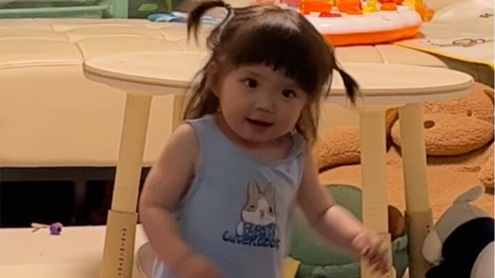 Bộ bài thể dục phát thanh do Tiểu Hoàn tự sáng tạo số 1, bắt đầu!