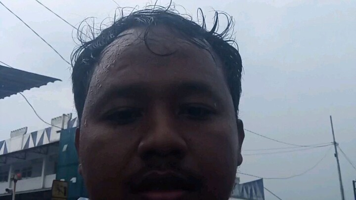 edisi ambil sepatu