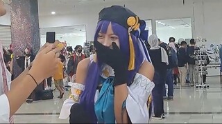 bercosplay karna dirumah banyak masalah