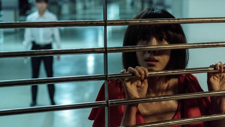 ผู้หญิงหุ่นดีที่สุดในบริษัทเป็นแม่ม่าย! ถูกหัวหน้าคุกคามอยู่เสมอ แม้แต่ยามยังหลงใหลในตัวเธอเลย