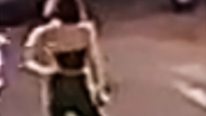 墨绿色锅盖头 我叫金玟庭你记住