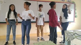 Groups performance in MAPEH. Dahil sayo by:Indigo pascual