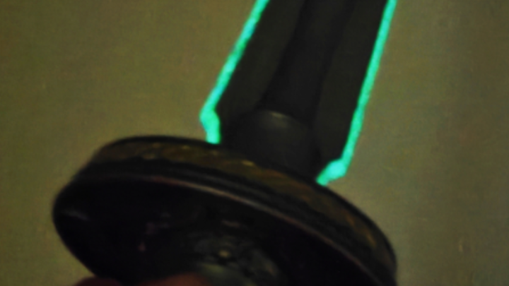 The Green Bamboo Bee Cloud Sword is done! Han Lao Mo's Green Bamboo Bee Cloud Sword has been made by