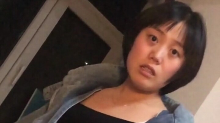 有人能给我翻译翻译啥叫未来感！哈哈哈哈哈 我需要洗洗我的眼睛了！