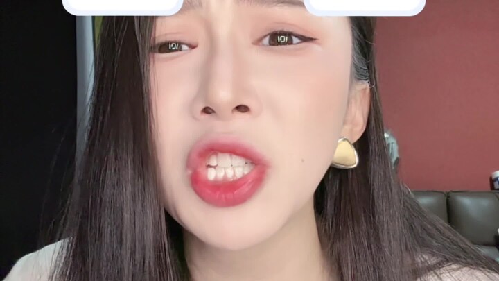 I can't accept this at all, you dirty hands!!