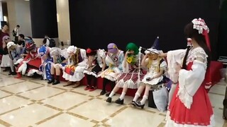 Cosplay the legendary Touhou scene