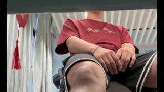 “上课干过的逆天事情，你们有吗”