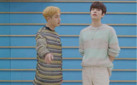 犬科动物都那么可爱的吗？灿玟《方灿 金昇玟》