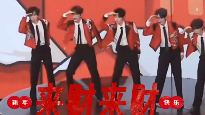 TOP version of "Lai Cai" makes this little lady laugh so hard she feels like she has mountains of go