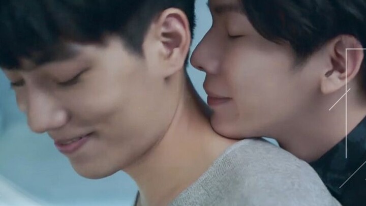 Deyi abused me thousands of times, but I treated him like my first love||I heard he left by plane||D