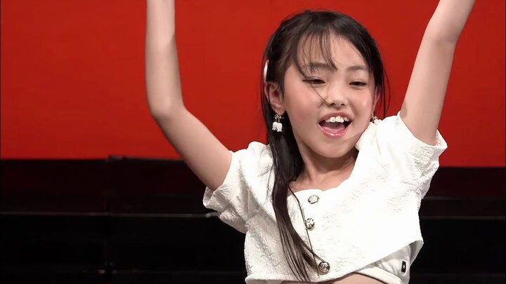 SARA-来自RAD SUPERIORS的成员，还挺可爱