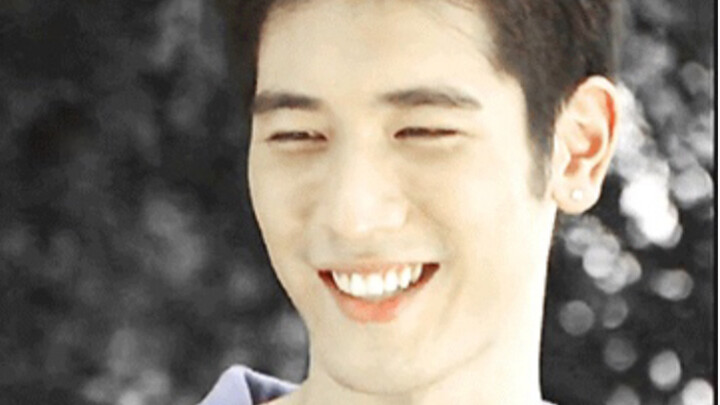 【Gao Yixiang】70 heartwarming smile shots—when you smile, you really are so handsome