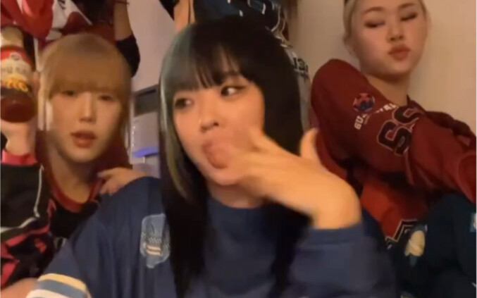 [BEBE] Bebe's youngest member Sowoen's chili challenge, praised by Lee Youngji as cute!!