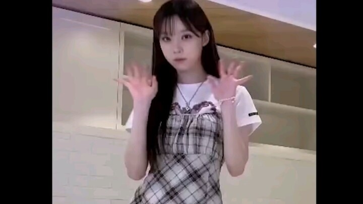【Winter Kim Mìn Đình】Thử thách cuối tuần cùng Taeyeon, thật đáng yêu