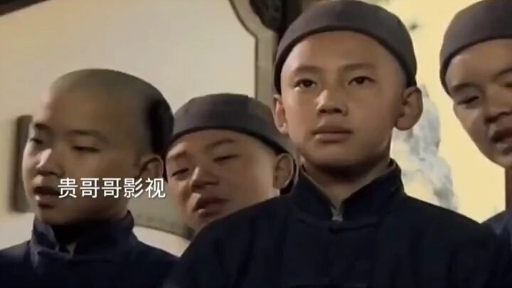 The young apprentice secretly learned the skills of his master and showed his unique skills in the m