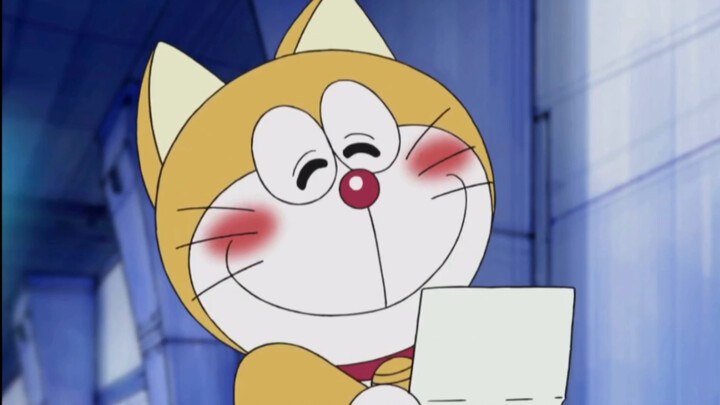 The newborn Doraemon is so cute! My heart melts!