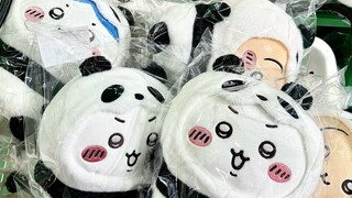 成都限定🐼Chiikawa熊猫大军空降成都啦！次元波板糖好有实力！超大三小只，妈咪们快来线下看宝宝们吧🎋穿上熊猫套的宝宝们尊嘟太可爱啦！