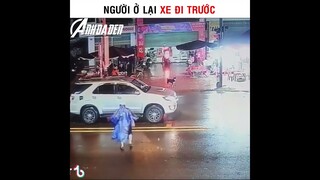 Xe Đi Trước Người Ở Lại