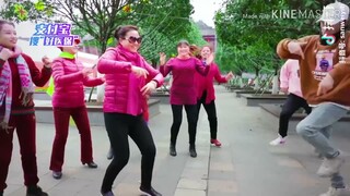 Nhóm nhảy Bất Tề Vũ Đoàn siêu lầy lội quay trở lại rồi đây xD 『Tiktok』