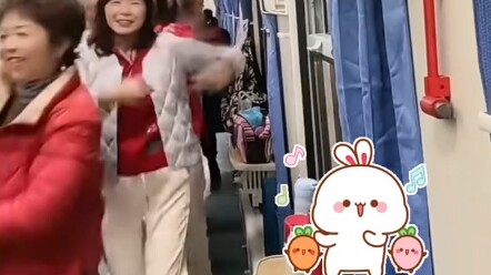 Siapa yang satu gerbong dengan bu Tante? “Suzhou Paling Mempesona” – Beragam Warna Kehidupan – “Meng