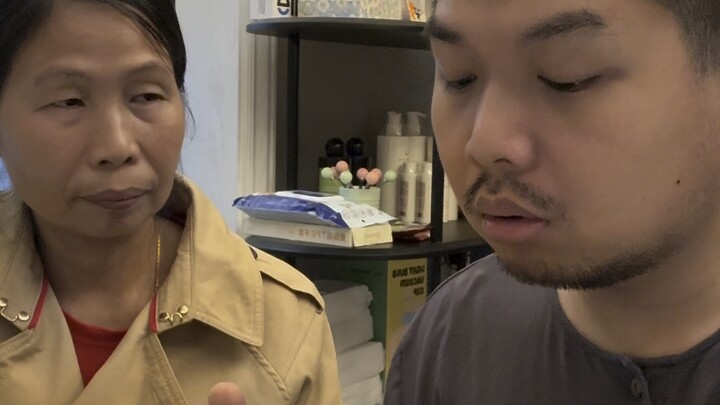Mengapa ibu sama sekali tidak bisa bermain?