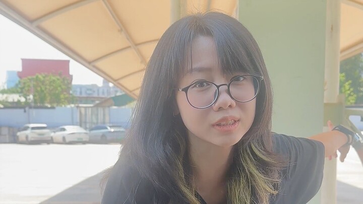 男孩子乐于助人的时候千万要注意安全