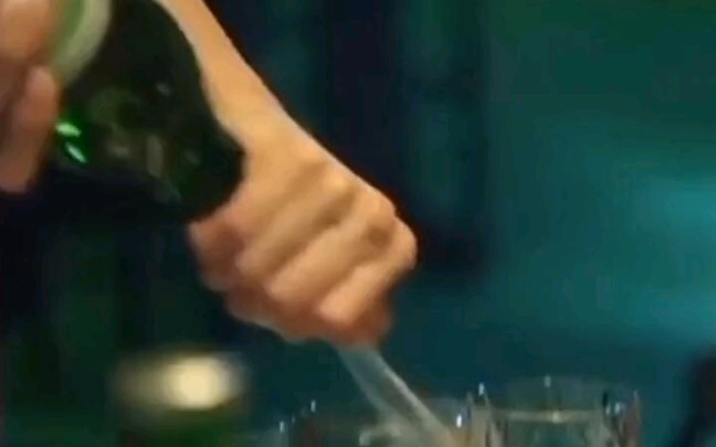 你们三开酒方式是社长教的吧——《林允儿 徐贤 权侑莉花式开酒》