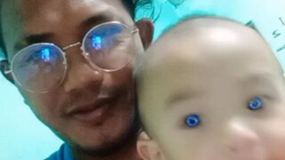 blue eyes!! to the moon