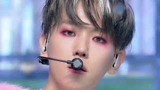 EXO边伯贤Cream Soda首个竖屏直拍