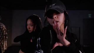 Phòng tập "CAKE" của KARD đã ra mắt!