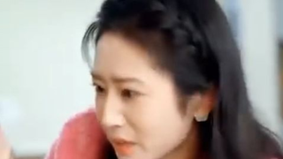 028.  (พากย์ไทยเต็มเรื่อง) : คุณชายเลี้ยงหมูกับคุณหนูไฮโซ