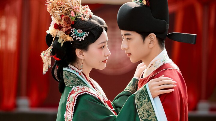 Who says today’s young people don’t love traditional Chinese weddings? We turned the phoenix coronet