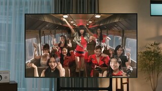 TWICE ME+YOU MV