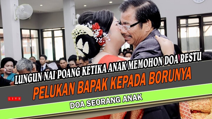 Sedih !! Mohon Doa Restu - Anaknya Memeluk Erat Orang Tuanya