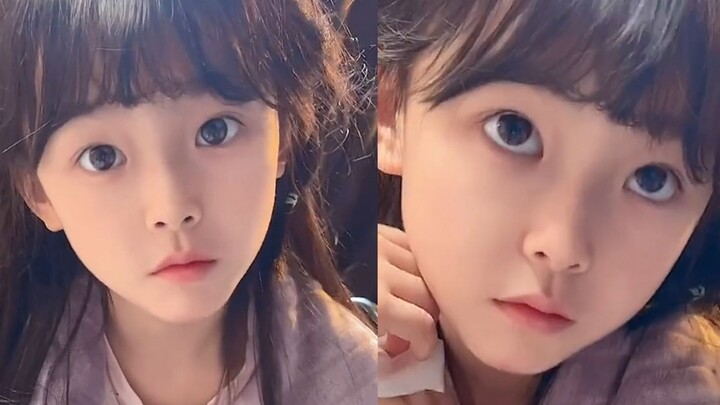 Cô bé nhận được một đống quà từ các chàng trai. Mẹ cô bé học được vài mẹo để đối phó với chúng. Nét 