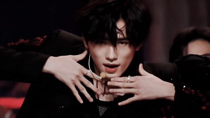 【Tống Á Hiên】Khi phong cách trong sáng, cuốn hút biến đổi thành Alpha đỉnh cao < Stalker - Kẻ theo d