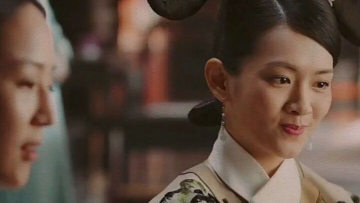 ตั้งแต่เริ่มรับใช้ฮ่องเต้ ก็ทำเรื่องพวกนี้แทนพี่สาวมาโดยตลอด ไม่รู้ว่าพี่สาวเริ่มมีเมื่อปีไหนกันแน่