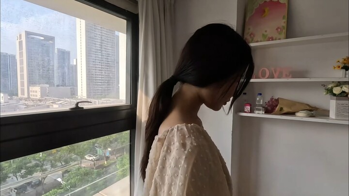 Bé Bé dễ thương giới thiệu một mẫu đầm liền thân của nhà proudfox_đồng thời được bổ sung thêm chức n