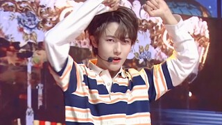 [Huang Renjun] The treasure purple looks so good; I keep looping Go & Dance Dai Lu every day