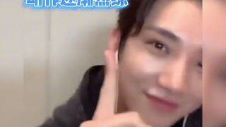 Sau khi sự kiện ký tặng của Yoon Jeonghan kết thúc, liệu anh ấy có bị nhóm người kia cùng nhau tính 