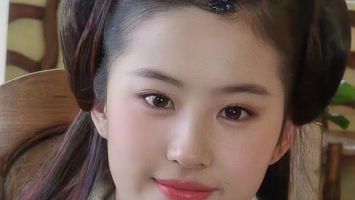 Eight Characters Analysis of Liu Yifei’s Facial Features
