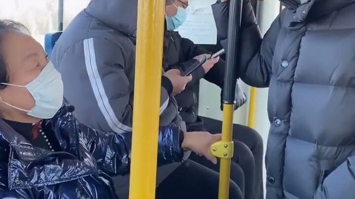 ยอดฝีมือประชันพลัง ทุกกระบวนท่าล้วนอันตรายถึงตาย