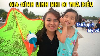 Gia Đình Chị Linh Nhi Dẫn bé Cún Đi Thả Diều Vải