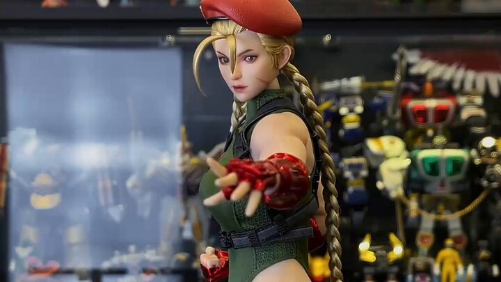 Realistic toys are all fun toys. The Street Fighter Jamie produced by Play Toy is very good. Hehehe 