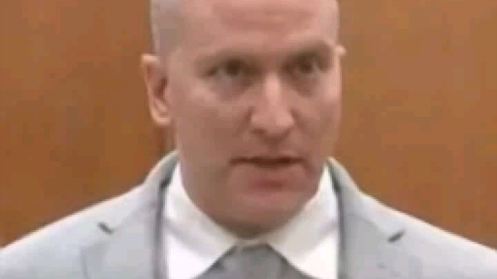 วิคเตอร์ ชัวว์ วีรบุรุษต่อต้านแก๊งอันธพาลไม่ยอมรับคำพิพากษา ดูหมิ่นศาล