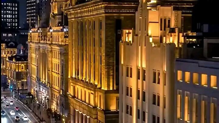 [FULL]Kicked Out by Her Family, She Accidentally Married the Richest CEO!They Beg on Their Knees !